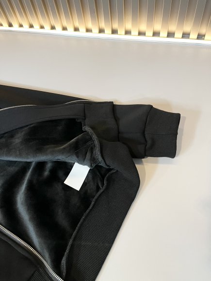 Fendi - Мужской утепленный спортивный костюм DF_0411FE1