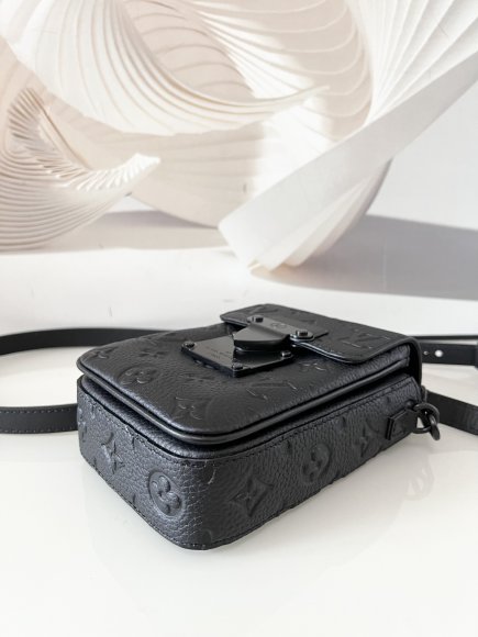 Louis Vuitton S-Lock Vertical Сумка бумажник MM_1310LV5 Louis Vuitton S-Lock Vertical Сумка бумажник MM_1310LV5