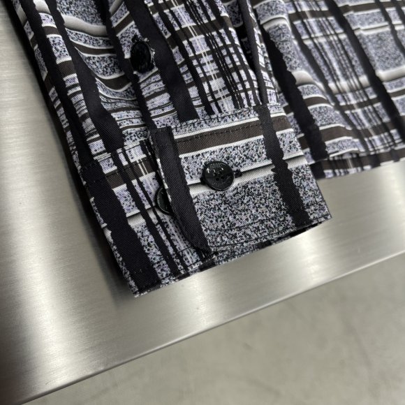 Louis Vuitton - Мужская рубашка куртка TJ_0508LV4 Louis Vuitton - Мужская рубашка куртка TJ_0508LV4