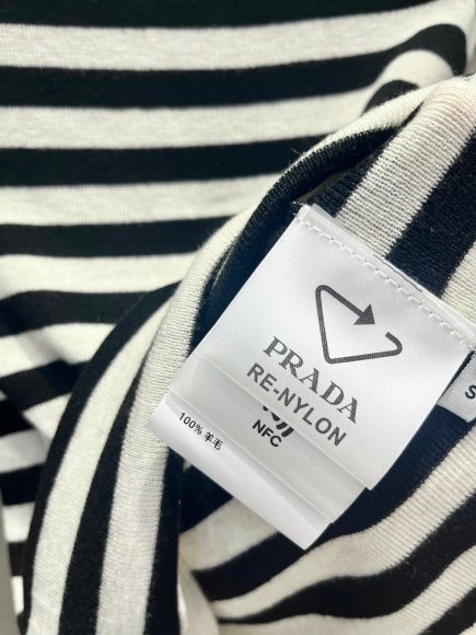 Prada - Женская шерстяная кофта 3D_0712PR1 Prada - Женская шерстяная кофта 3D_0712PR1