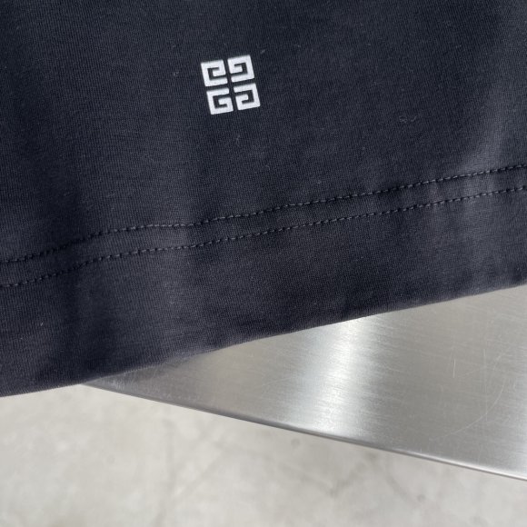 Givenchy Flames - Мужская футболка майка TJ_1903GI9 Givenchy Flames - Мужская футболка майка TJ_1903GI9