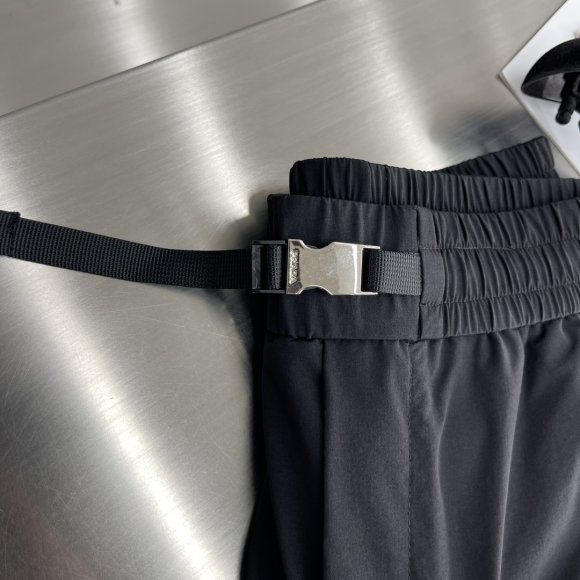 Prada - Мужские повседневные штаны DZ_2706PR5 Prada - Мужские повседневные штаны DZ_2706PR5