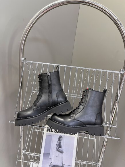 Gucci - Женские ботинки берцы ST3_0410GU1 Gucci - Женские ботинки берцы ST3_0410GU1