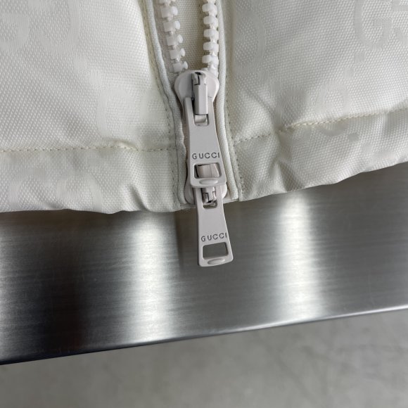 Gucci - Мужская куртка пуховик TJ_2911GU9 Gucci - Мужская куртка пуховик TJ_2911GU9