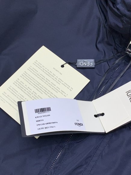 Fendi - Мужская куртка ветровка TI_1002FE4 Fendi - Мужская куртка ветровка TI_1002FE4