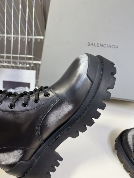 Balenciaga - Мужские ботинки берцы ST3_0410BA2 Balenciaga - Мужские ботинки берцы ST3_0410BA2