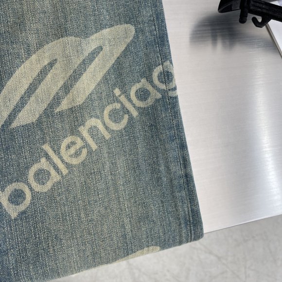 Balenciaga - Мужские штаны джинсы AH_1812BA6 Balenciaga - Мужские штаны джинсы AH_1812BA6