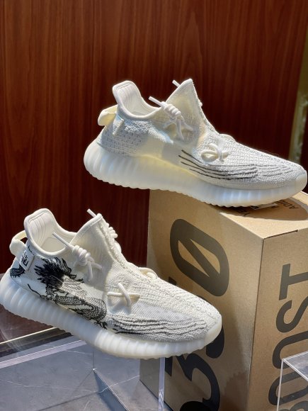 Adidas Yeezy Boost 350 - Женские кроссовки RU_0204AD2W