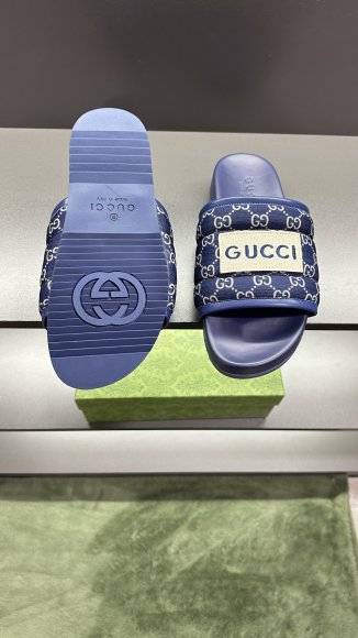 Gucci - Мужские шлепанцы сланцы A1_0706GU2 Gucci - Мужские шлепанцы сланцы A1_0706GU2