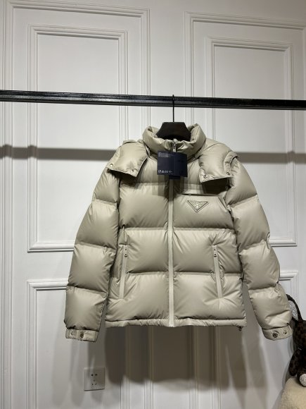 Prada - Мужская куртка пуховик KN_1811PR1