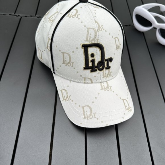 Dior - Бейсболка кепка AO_2304DI3 Dior - Бейсболка кепка AO_2304DI3