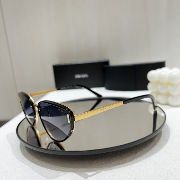 Prada Солнцезащитные очки GL_0502PR1