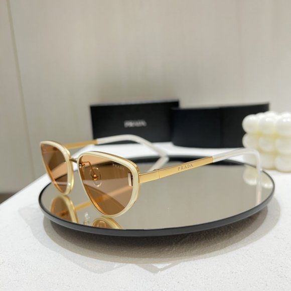 Prada Солнцезащитные очки GL_0502PR1