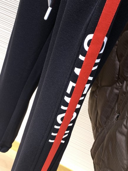 Givenchy - Мужские спортивные штаны брюки TI_0409GI3 Givenchy - Мужские спортивные штаны брюки TI_0409GI3