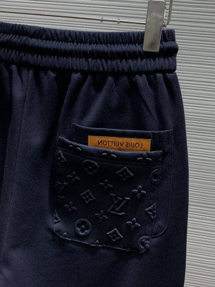 Louis Vuitton - Мужские шорты TI_1207LV7 Louis Vuitton - Мужские шорты TI_1207LV7