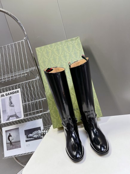 Gucci - Женские сапоги ST3_0410GU4