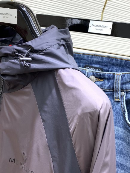 Moncler - Мужская куртка ветровка TI_0409MO4 Moncler - Мужская куртка ветровка TI_0409MO4