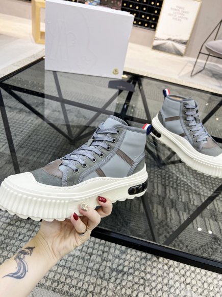 Moncler - Мужские зимние кроссовки ботинки RR_3110MO1