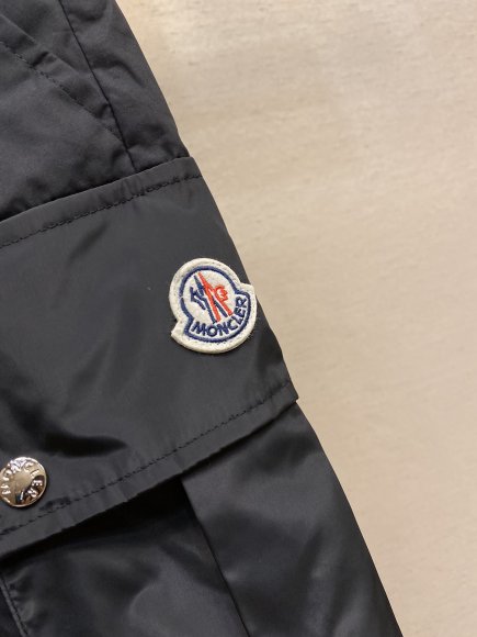 Moncler - Мужские шорты DZ_0706MO1 Moncler - Мужские шорты DZ_0706MO1