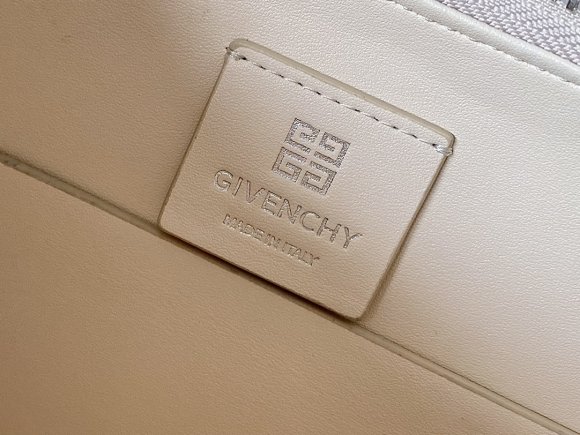 Givenchy Moon Cut Женская сумка GI_1202GI2 Givenchy Moon Cut Женская сумка GI_1202GI2