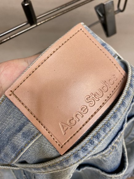 Acne Studios - Мужские джинсовые шорты DZ_0706AS2 Acne Studios - Мужские джинсовые шорты DZ_0706AS2