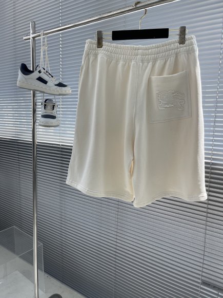 Burberry - Мужские шорты DZ_2706BU10