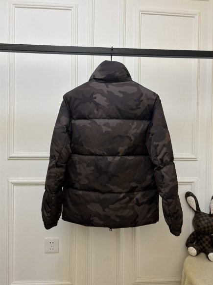 Prada - Мужская куртка пуховик KN_1811PR4