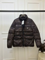 Prada - Мужская куртка пуховик KN_1811PR4