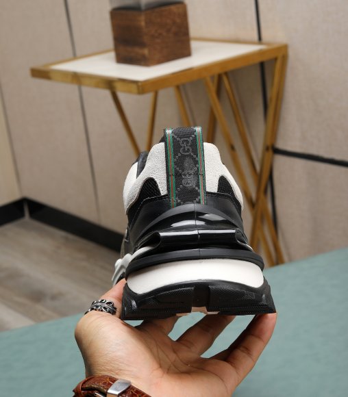 Gucci - Мужские кроссовки GTL_3110GU2 Gucci - Мужские кроссовки GTL_3110GU2