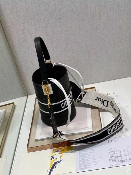 Dior Женская сумка DG_2303DI1 Dior Женская сумка DG_2303DI1