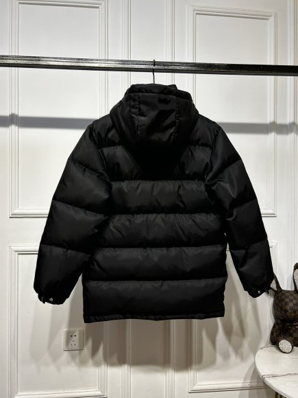 Prada - Мужская куртка пальто пуховик KN_1811PR5 Prada - Мужская куртка пальто пуховик KN_1811PR5