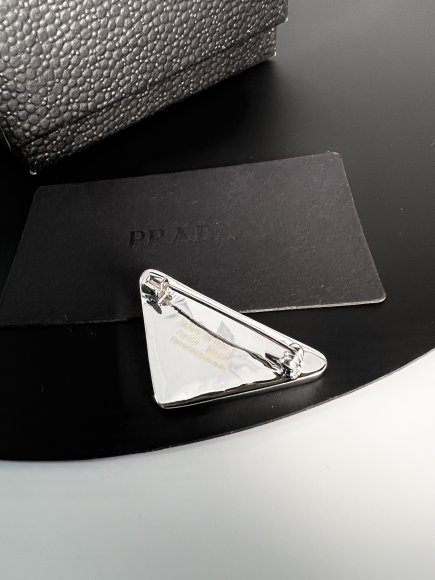 Prada Брошь OR_1609SL6 Prada Брошь OR_1609SL6
