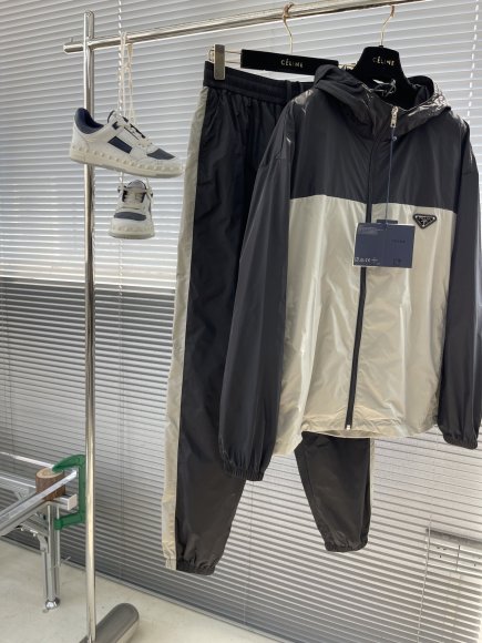 Prada - Мужская кофта куртка ветровка (костюм штаны) TJ_1508PR4 Prada - Мужская кофта куртка ветровка (костюм штаны) TJ_1508PR4