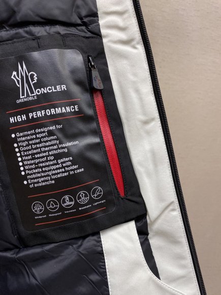 Moncler Grenoble - Мужская куртка пуховик DZ_1810MO3 Moncler Grenoble - Мужская куртка пуховик DZ_1810MO3