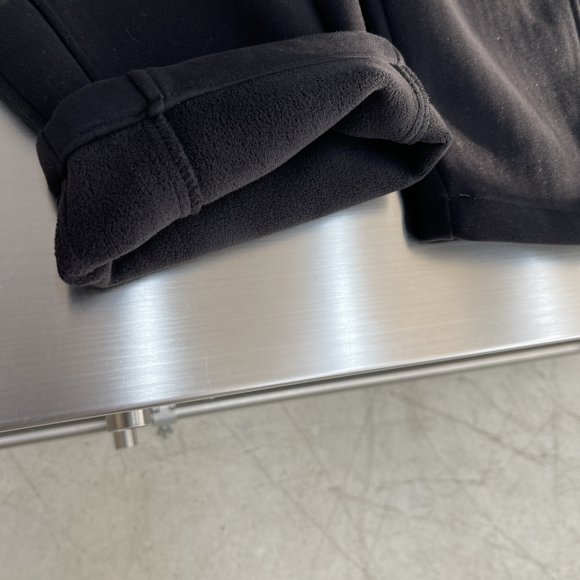 Louis Vuitton - Мужские утепленные спортивные штаны TJ_0212LV6 Louis Vuitton - Мужские утепленные спортивные штаны TJ_0212LV6