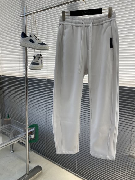 Louis Vuitton - Мужские утепленные спортивные штаны TJ_0212LV6 Louis Vuitton - Мужские утепленные спортивные штаны TJ_0212LV6