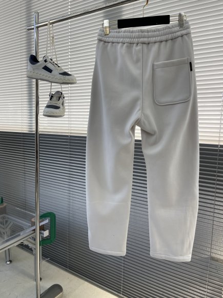 Louis Vuitton - Мужские утепленные спортивные штаны TJ_0212LV6 Louis Vuitton - Мужские утепленные спортивные штаны TJ_0212LV6