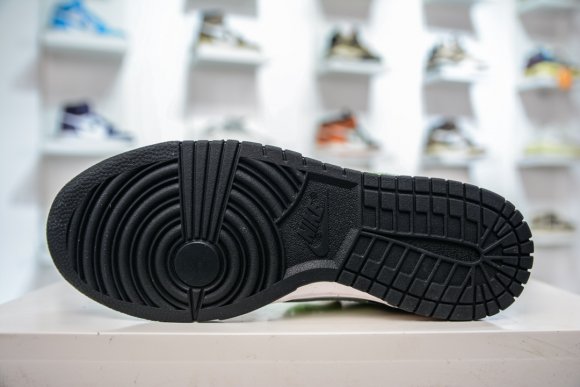 Nike R Dunk Low - Женские кроссовки PH_2206NK5W Nike R Dunk Low - Женские кроссовки PH_2206NK5W