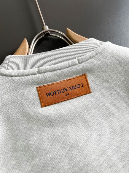 Louis Vuitton - Мужская кофта свитшот CF_0610LV8 Louis Vuitton - Мужская кофта свитшот CF_0610LV8