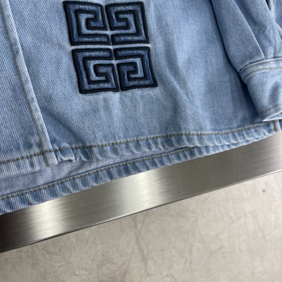 Givenchy - Мужская джинсовая рубашка куртка TJ_1508GI6