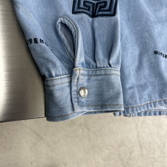 Givenchy - Мужская джинсовая рубашка куртка TJ_1508GI6