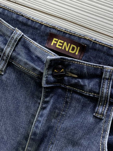 Fendi - Мужские штаны джинсы TI_2908FE2 Fendi - Мужские штаны джинсы TI_2908FE2