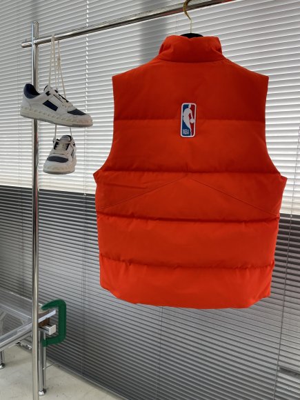 Canada Goose Rhude & NBA - Мужской жилет пуховик TJ_1912CG5