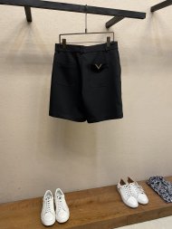 Valentino - Мужские брючные шорты DZ_0305VA6 Valentino - Мужские брючные шорты DZ_0305VA6