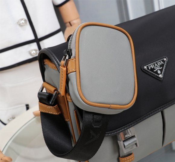 Prada Мужская сумка мессенджер CN_1104PR6 Prada Мужская сумка мессенджер CN_1104PR6