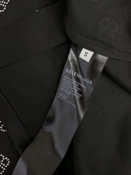 Balenciaga - Женская рубашка ( костюм штаны ) DZ_0108BA10 Balenciaga - Женская рубашка ( костюм штаны ) DZ_0108BA10