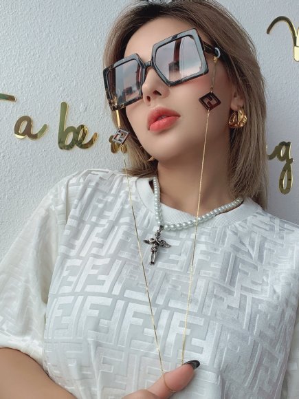 Fendi Солнцезащитные очки BO_1907FE4