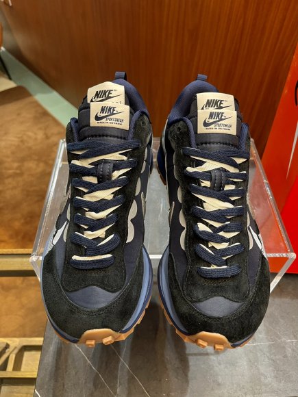 Nike Vaporwaffle & Sacai - Мужские кроссовки RR_2109NS1 Nike Vaporwaffle & Sacai - Мужские кроссовки RR_2109NS1