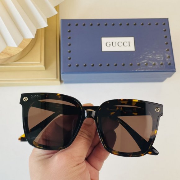 Gucci очки K2_2702GU7