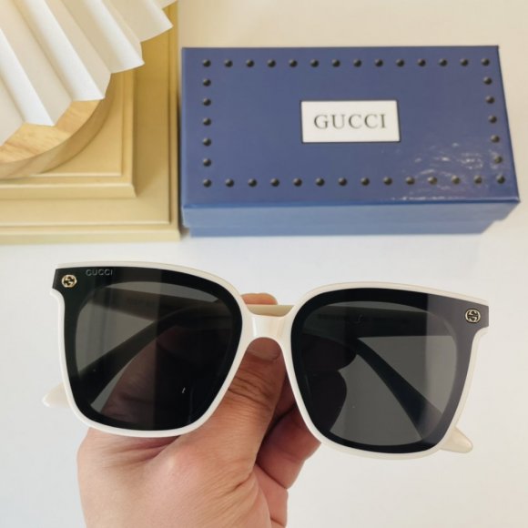 Gucci очки K2_2702GU7